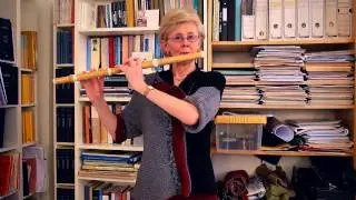 How to make a beautiful sound on the baroque flute; Kate Clark & Voices of Music