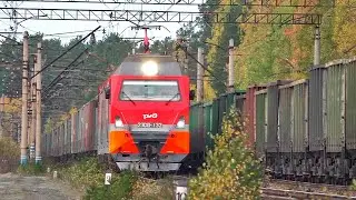 Friendly train drivers. Very short train. The sound of wheels and just Trains