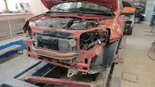 Granta Sport, fell into a hole, the body was warped.