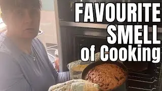 WHAT’S YOUR FAVOURITE SMELL?