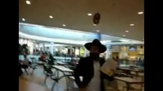 הורים, שימרו על הילדים שלכם מהמיסיונרים שאורבים להם