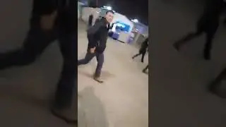 Расизм по цвету шарфа: стюарды "Шахтера" не пустили на стадион людей с динамовской атрибутикой