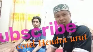 sahabat jatuh dari motor, pergelangan tangannya keselau,+ urut satu badan.