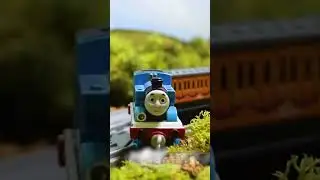 Thomas Gets Bumped Crash!  