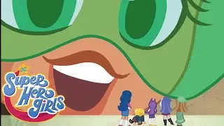Shrunk!🤏| DC Super Hero Girls | Comics