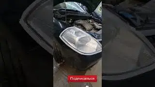 Полная версия на канале. Nissan Tiida на восстановлении стекл фар. Полировка + защитная пленка.