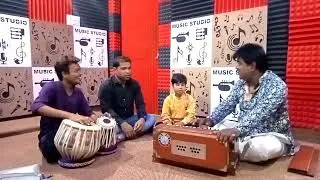 म्यूजिक क्लास में ऐसे सिखाते है गाना - बजाना मनीष अग्रवाल मोनी (अंगना पधारो महारानी) गायक आप भी सीखे