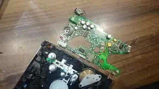 4K Video Sony Walkman WM-DD1 Repair and replacement of Gear and capacitors. WM-DD DDI, DD10, DD22