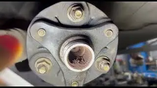 После нескольких безуспешных замен фланца на F10 клиент приехал к нам решить проблему раз и навсегда