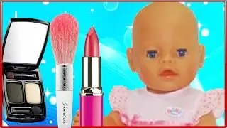 Кукла беби борн накрасилась маминой косметикой