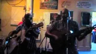 100CUR, at Norman's Caracasbaaiweg - dushi Korsou (Carnaval, muchi Otrobanda)