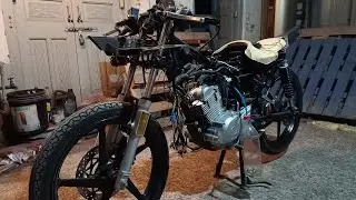 Strange Looking YBR 125 in Progress | THE ATLANTIS !!!