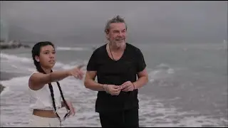 Maná - El Reloj Cucú - Documental: Oye Cucú (Capitulo 4)