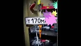 Откидывающаяся рамка номера