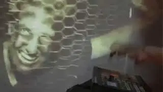 Jessy Blue live beat making practice on Maschine Mikro 5