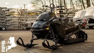 2023 Ski-Doo Summit Side Panel Removal