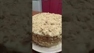 Медовый торт. Вкусное лакомство. #Shorts