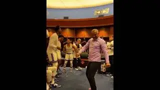 Jerome Tang & K-State Basketball Vibin’ to Lil Baby’s ‘Low Down’ Pregame