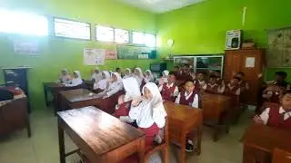 selamat datang siswa dan siswi di kelas baru