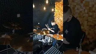 ну вы знаете ... уже скоро 😎😂 #drumcover #drummer #andrewdovgalo #пасха