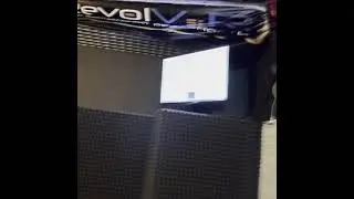 Клуб виртуальной реальности Revolver