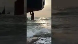 Море январь