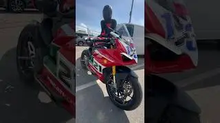 #akrapovic #motorcycle #v2 #ducatimotorcycles #bikelife #ducati #italianmotorcycles #smartphone