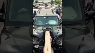 Scorpio In High Speed Cross the Divider 😱😱 😲😲 #shorts #scorpio #automobile