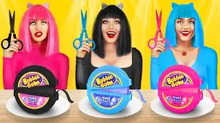 Tantangan Makanan Pink VS Hitam VS Biru! Hanya Makan Satu Warna Makanan 24 Jam oleh RATATA POWER