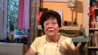 Rózsika füveskertje - Az eperfa levele és a rózsa