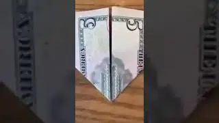 доллары, башни, пандемия