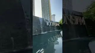 Потрясающий вид на Бангкок и на реку Чаупхрая