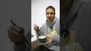 How to eat rice with chopsticks? 🍚🥢