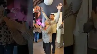 Счастливая бабушка в свой День Рождения 🎉 Собрались все близкие и любимые😍
