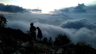 KEINDAHAN SUNSET GUNUNG MARAPI PADANG