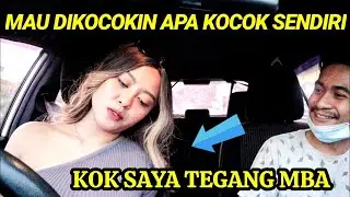 PRANK TAXI ONLINE, PENUMPANG GANTENG MINTA DIKOCOKIN