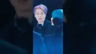The way Jimin stares at Tae🥺 #Vmin