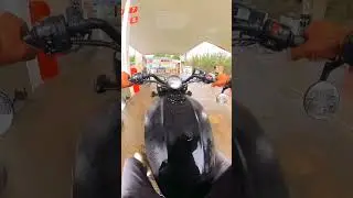 Here we go again 🧡🖤 From playing Tarkov Arena to out on the Indian Scout Bobber