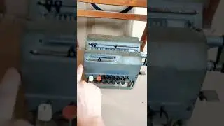 Механический советский калькулятор 1970года. Mechanical Soviet calculator 1970 #shorts