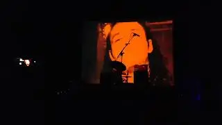 King Gizzard And The Lizard Wizard live 2018 - Aéronef Lille - Intro Jason Galea