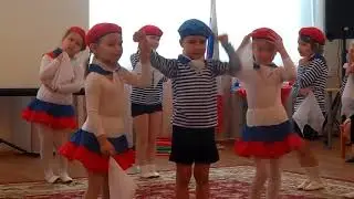 Танец девочек