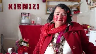 Kırmızıyı seven adam beni de sever - Sultan Teyze  #kırmızıbelgesel