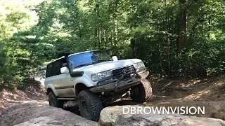 Toyota Landcruiser on 37s Rock Crawl