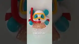 Панда-пеногенератор пускает пену, для ванной