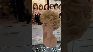#Парик с локонами — прическа Мерлин Монро 😍 Магазины: butikparik.ru/kontakty #локоны