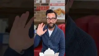 oh hi @VancityReynolds & Hugh Jackman 👋