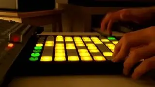 Madeon Pop Culture live mashup