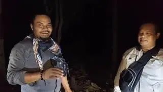 Tarik pusaka dipegang siluman kelelawar