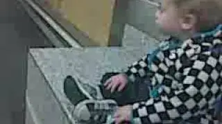 León y el tren del Metro de Madrid