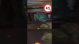 Сумасшедший лихач. Я его маму знаю. 😅 #юмор #топ #гонка #авто #дорога